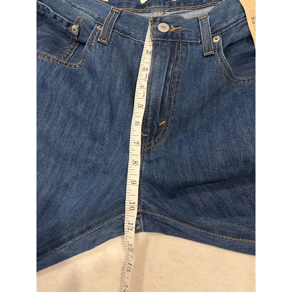 Levis Middy straight Jeans women's 30x30 good grades Blue Denim Medium Wash NWT